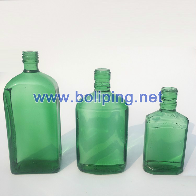 綠色玻璃酒瓶